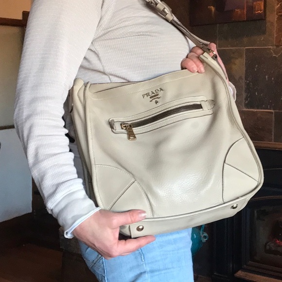 Prada large shoulder bag. Florence Italy - Picture 2 of 8